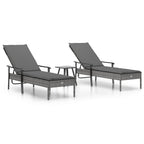 Sonnenliegen 2 Stk. mit Tisch und Auflagen Grau Poly Rattan
