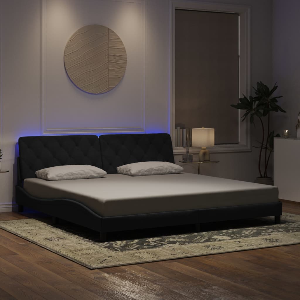 Bettgestell mit LED ohne Matratze Schwarz 200x200 cm Samt