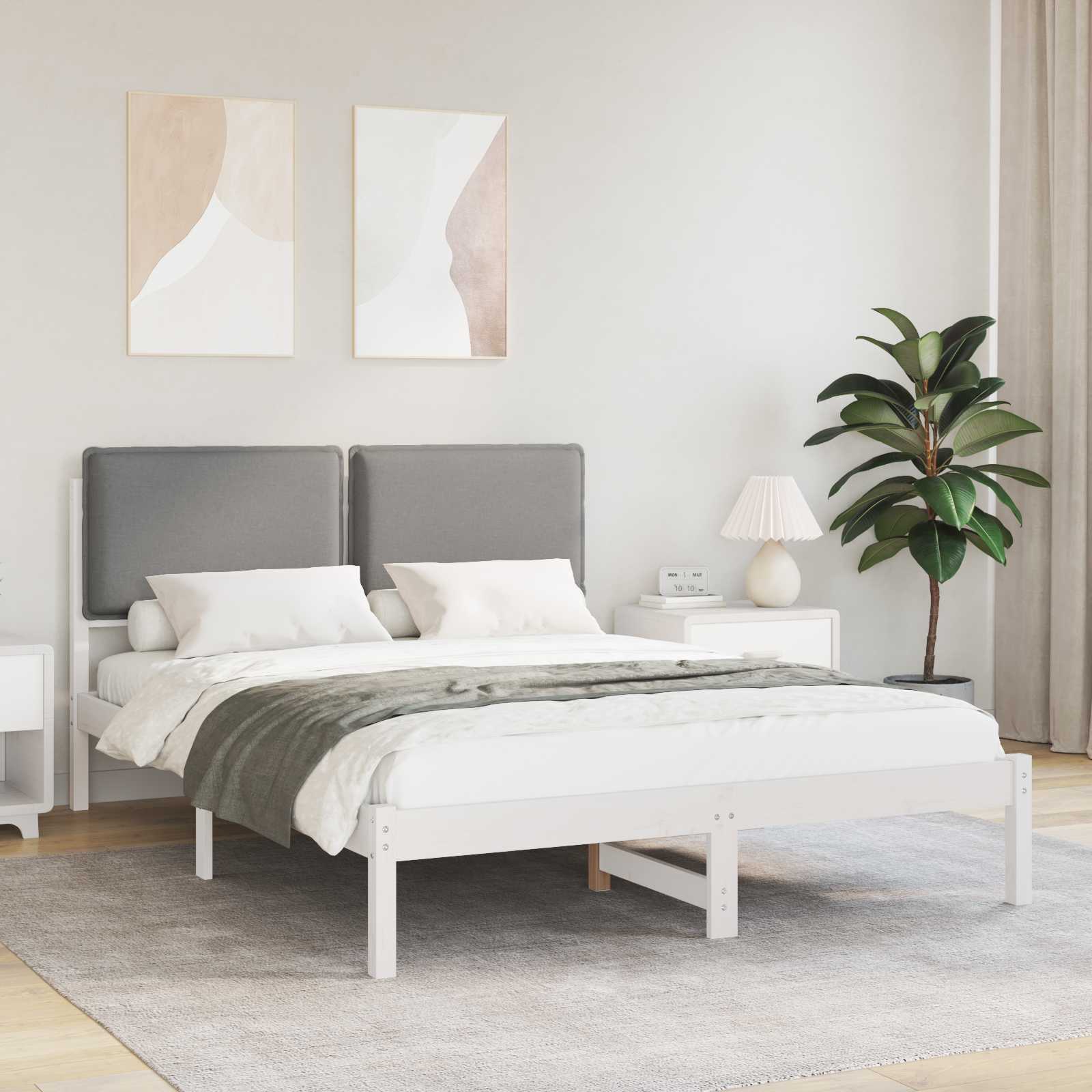 Bettgestell mit gepolstertem Kopfteil Hellgrau 150 x 200 cm